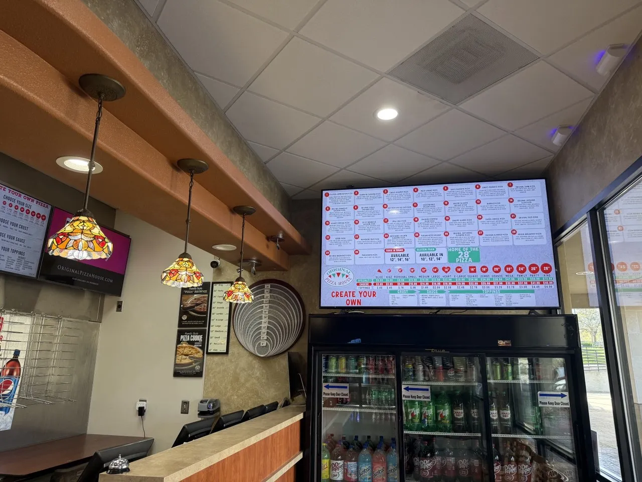 Original Pizza House – custom digital menu design